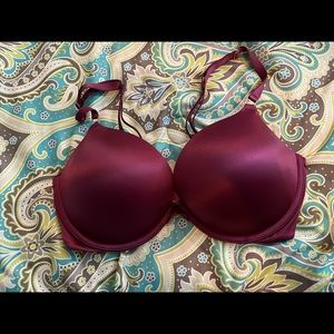 Victoria’s Secret push up bra. NWOT